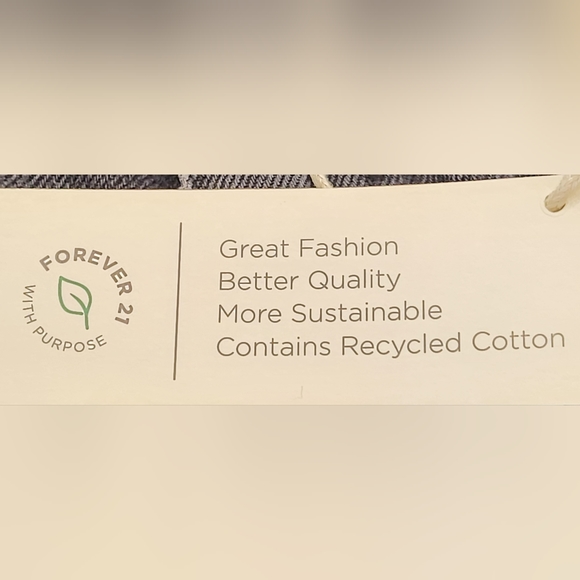 Forever 21 Juniors Loose Fit/90s Fit Black Ripped Jeans Size 24 - Picture 10 of 14